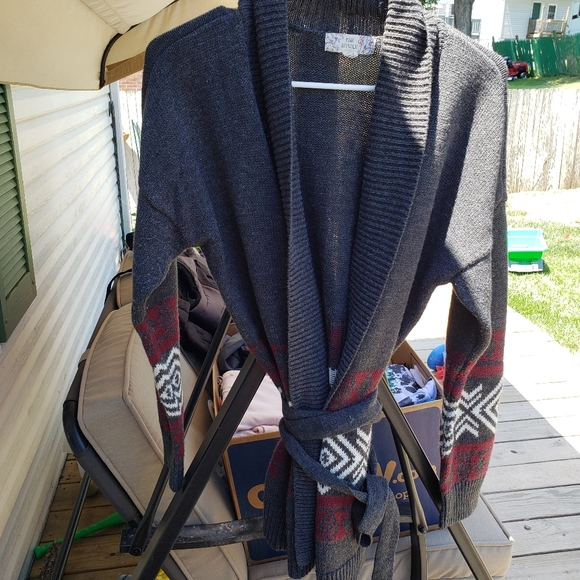 Pink Republic Sweaters - Long sleeve sweater